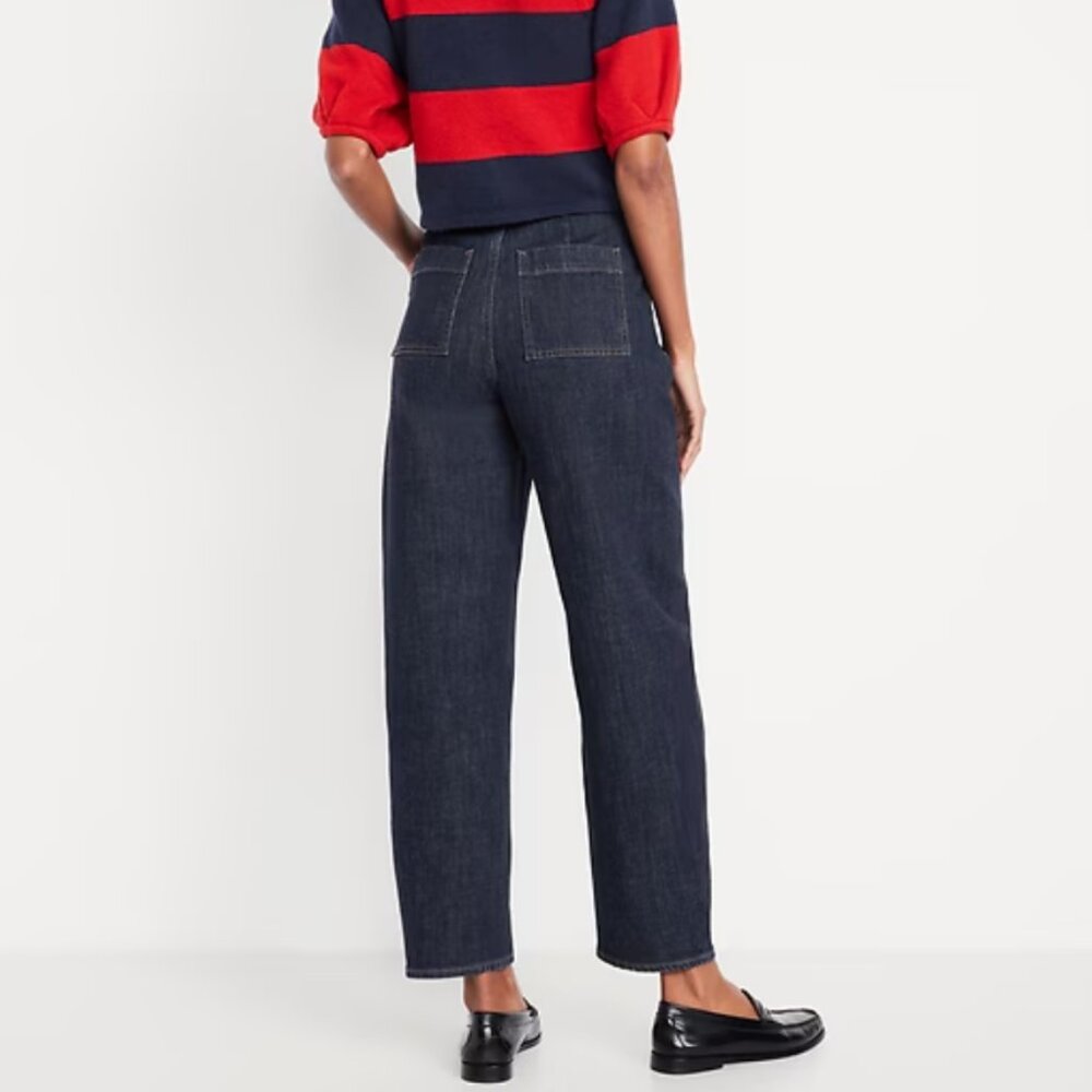 Old Navy High Waisted Barrel Jean in Dark Rinse - Size 4 Tall